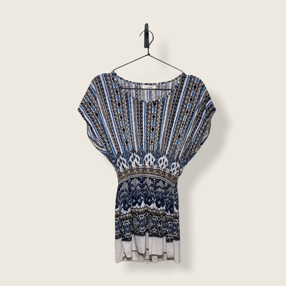 Beautiful Short Sleeve Top!